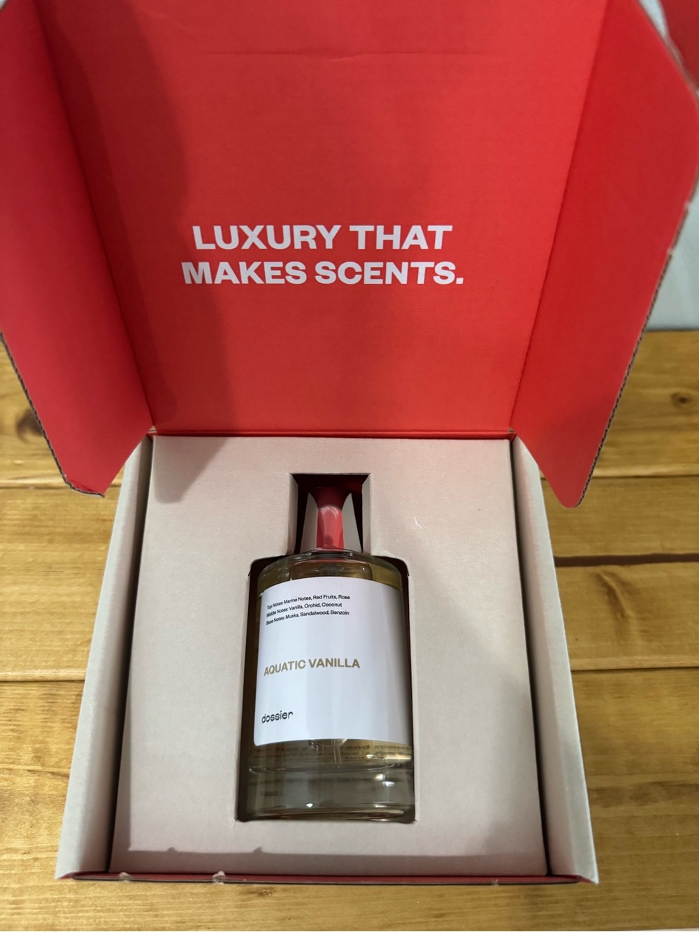 Dossier Aquatic Vanilla Eau de Parfum - Red